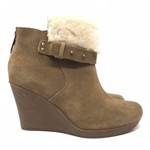 UGG Antonia Women Chestnut Suede Fur Cuff Wedge Heeled Booties Size 7 Ankle Boot